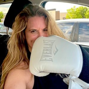 Meet your Posher, Joyce